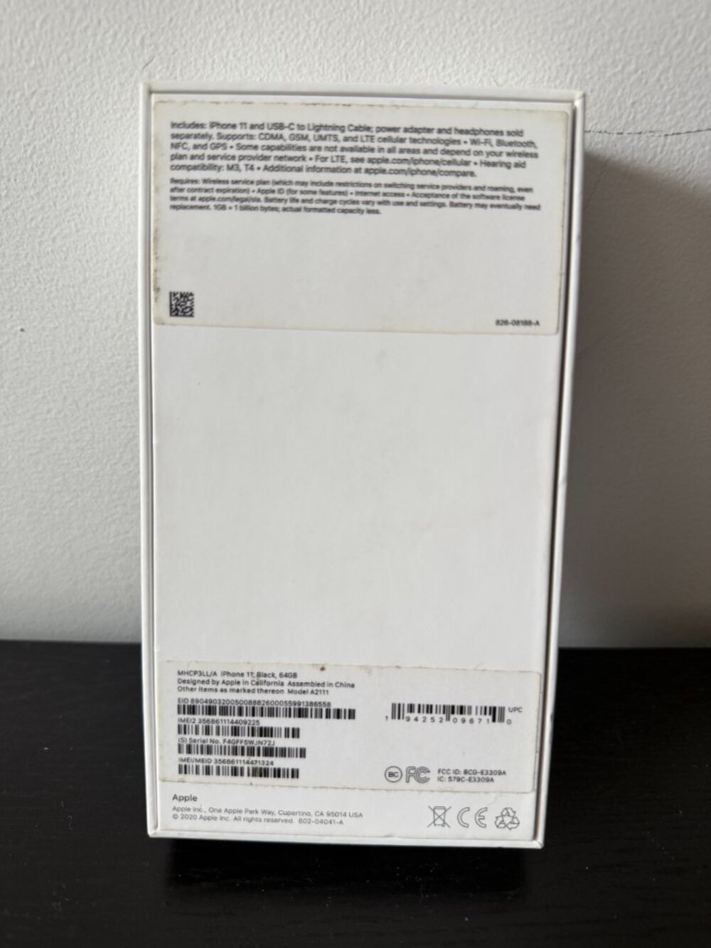 iPhone 11 64GB Black Unused In Box Original Screen Cover - Picture 4 of 4